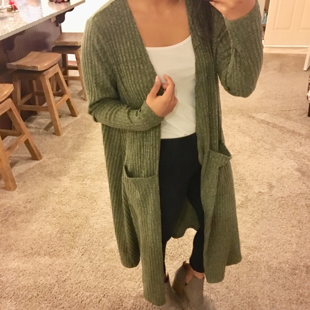 NWOT olive duster Sarah lularoe cardigan